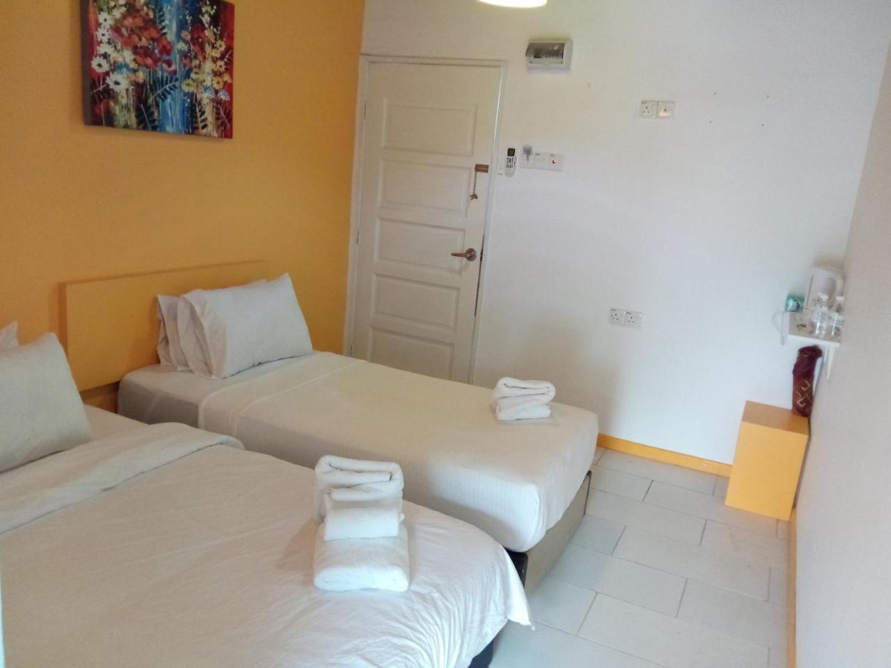 The Serai Transit Hotel 3*